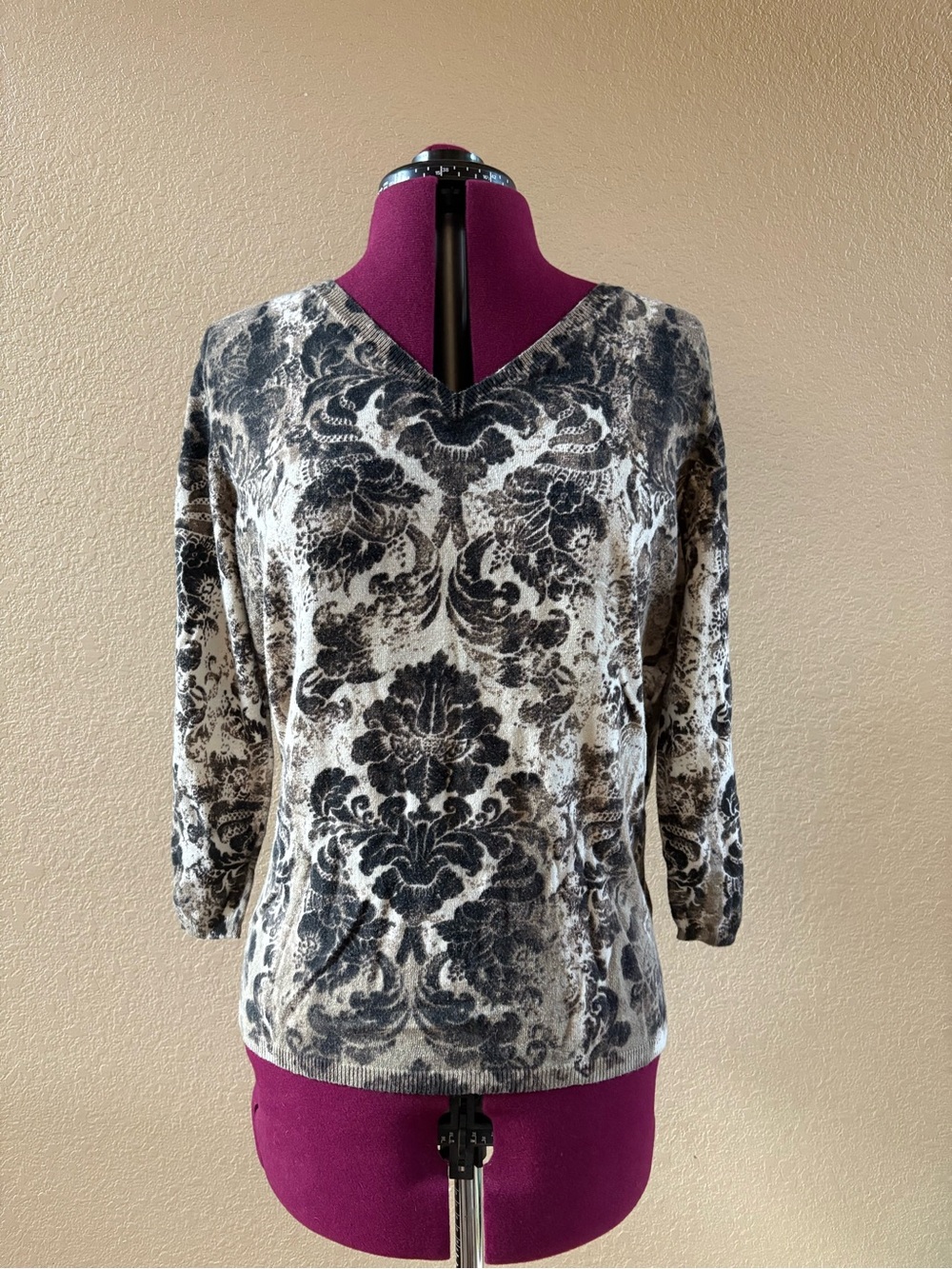 LOFT Black and Cream V-Neck Damask Print Long Sleeve Top
